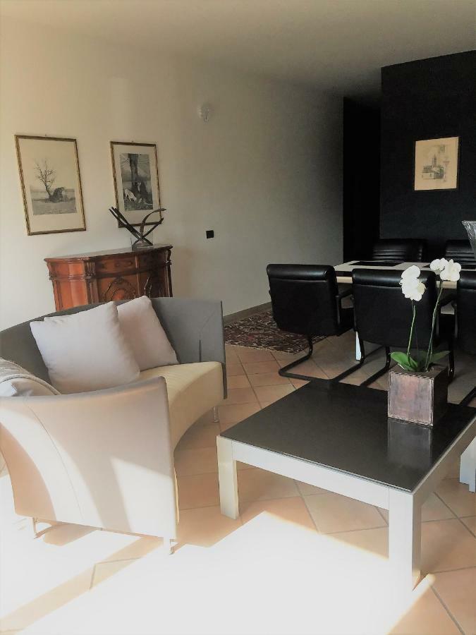 Casa "T" Lägenhet Alba  Exteriör bild